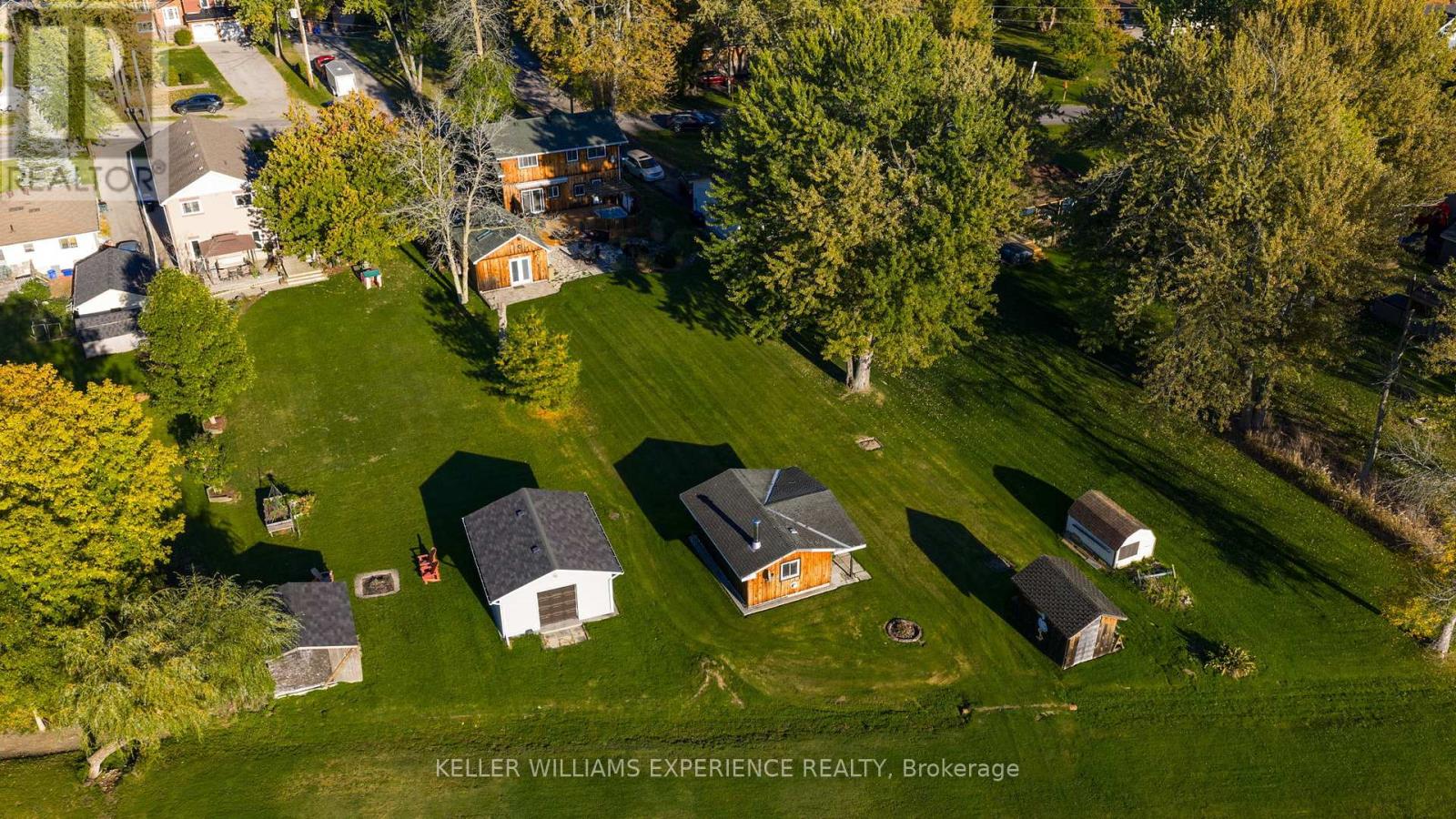 228 Bayshore Road, Innisfil, Ontario  L0L 1K0 - Photo 19 - N12440348