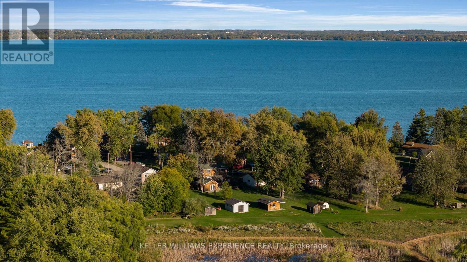 228 Bayshore Road, Innisfil, Ontario  L0L 1K0 - Photo 20 - N12440348