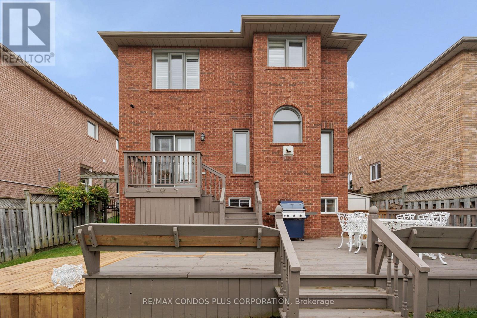 317 Clearmeadow Boulevard, Newmarket, Ontario  L3X 2C6 - Photo 27 - N12440367