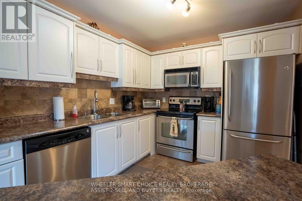 95 Mckenzie Street, Cornwall, Ontario  K6J 2G9 - Photo 2 - X12440452