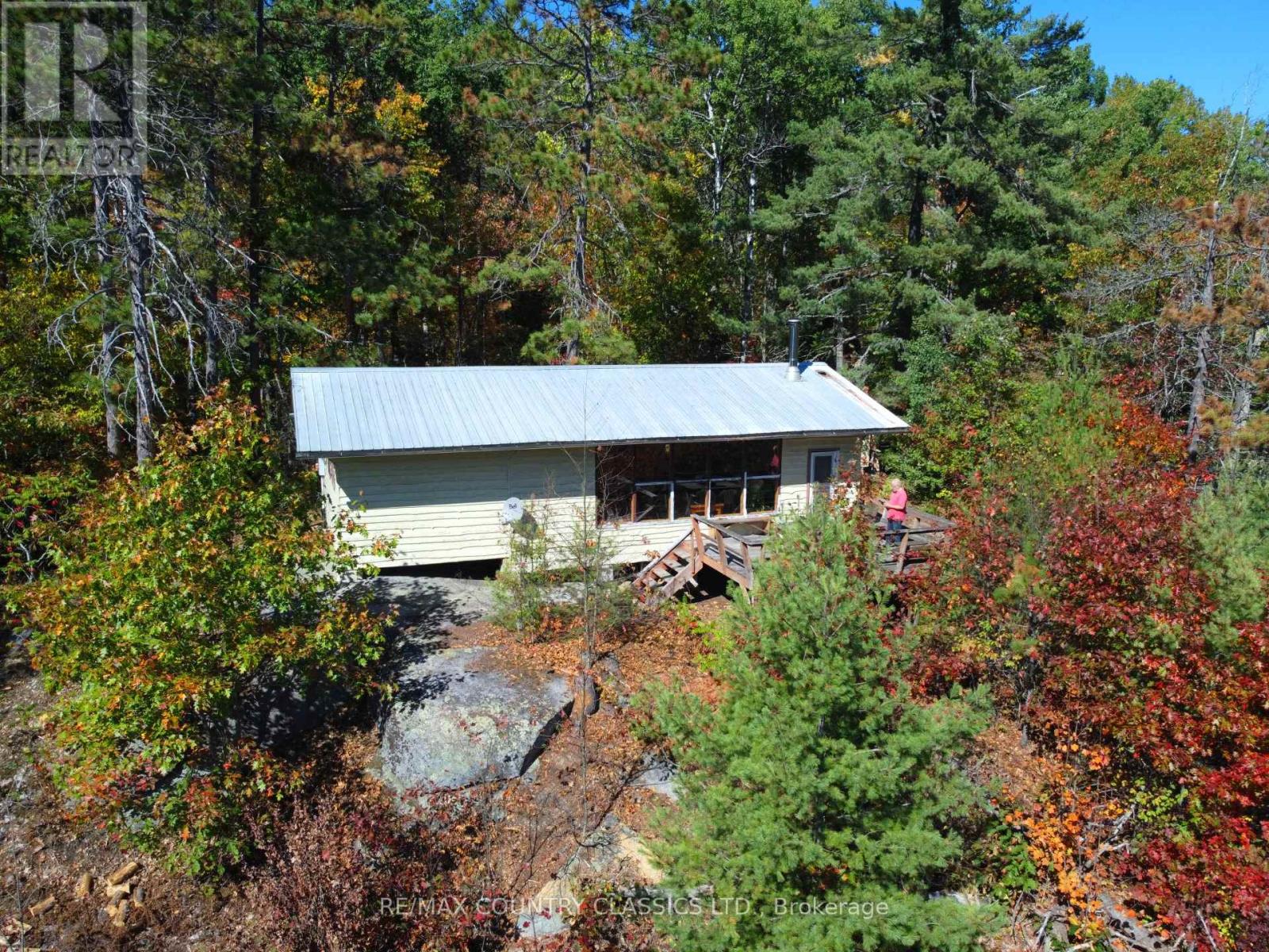 738 Dam Lake Road, Madawaska Valley, Ontario  K0J 1B0 - Photo 1 - X12440485