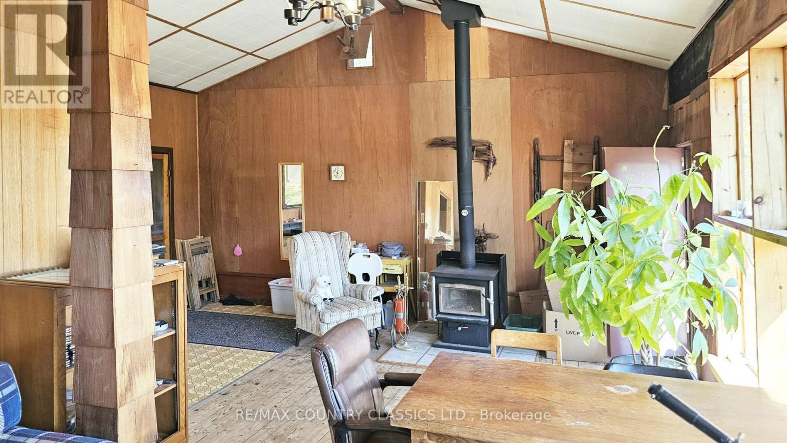 738 Dam Lake Road, Madawaska Valley, Ontario  K0J 1B0 - Photo 13 - X12440485