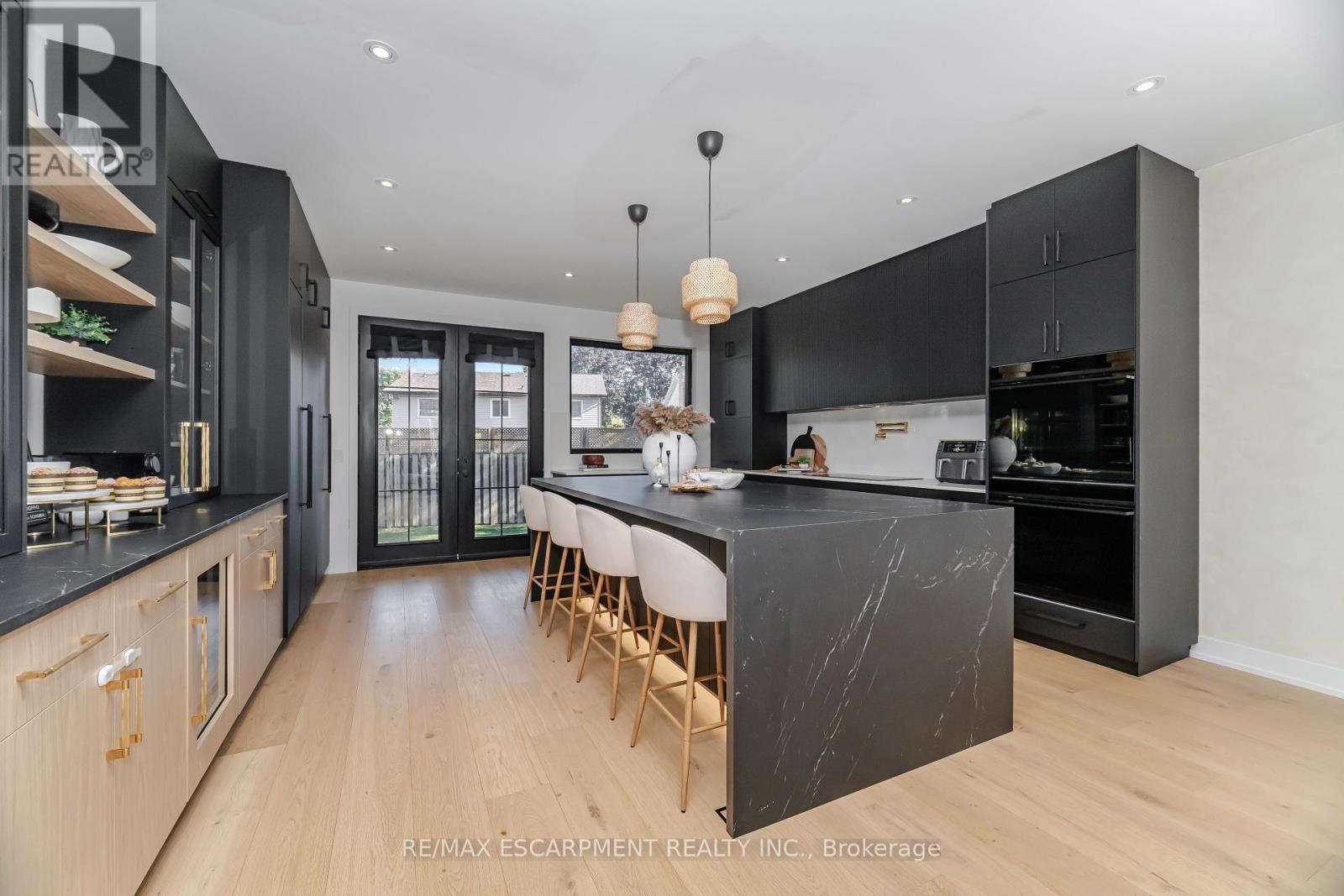 772 Banting Court, Milton, Ontario  L9T 3M5 - Photo 16 - W12439117