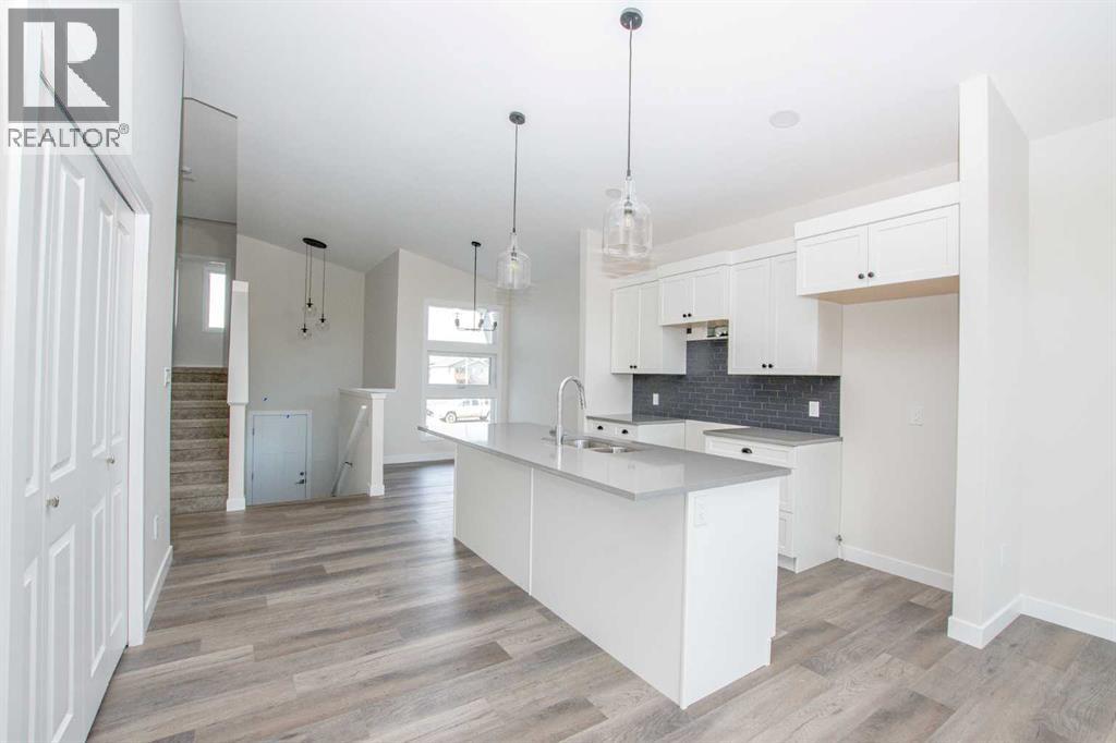10613 133 Avenue, Grande Prairie, Alberta  T8X 0W5 - Photo 2 - A2251663