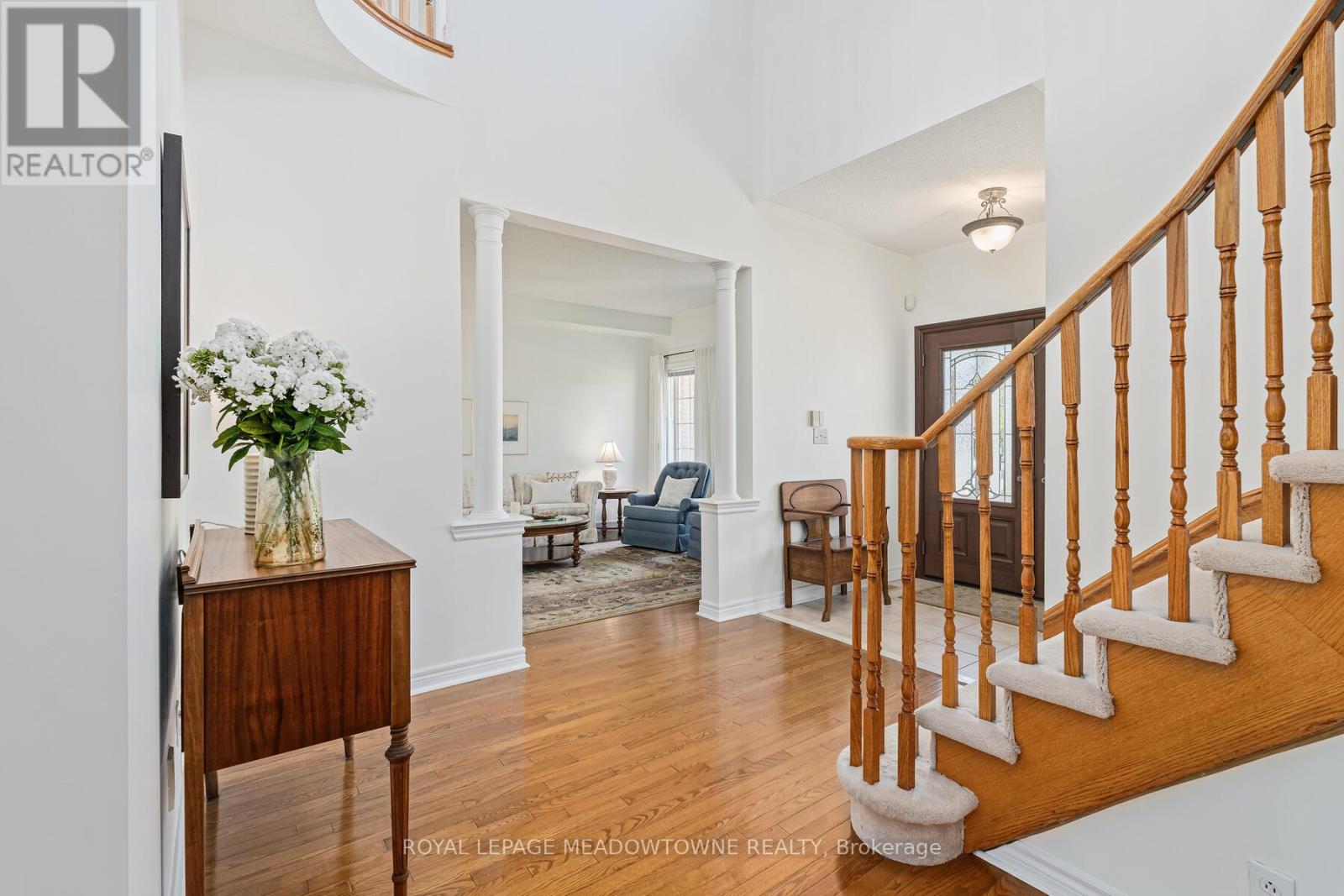 14 Berton Boulevard, Halton Hills, Ontario  L7G 6A5 - Photo 8 - W12440331