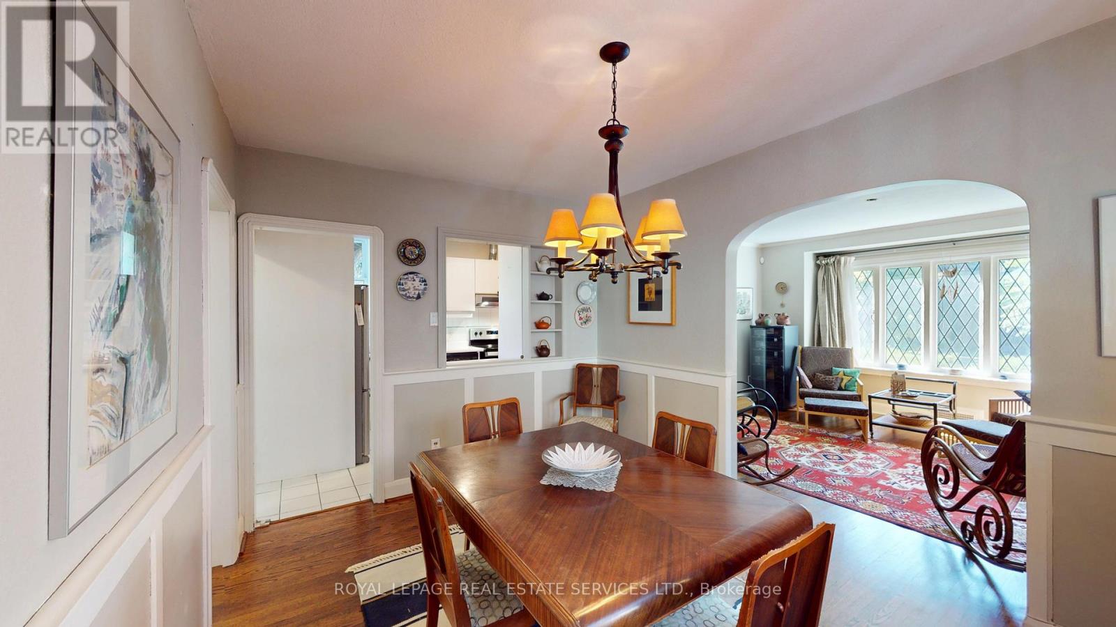 57 Elsfield Road, Toronto, Ontario  M8Y 3R6 - Photo 6 - W12440341