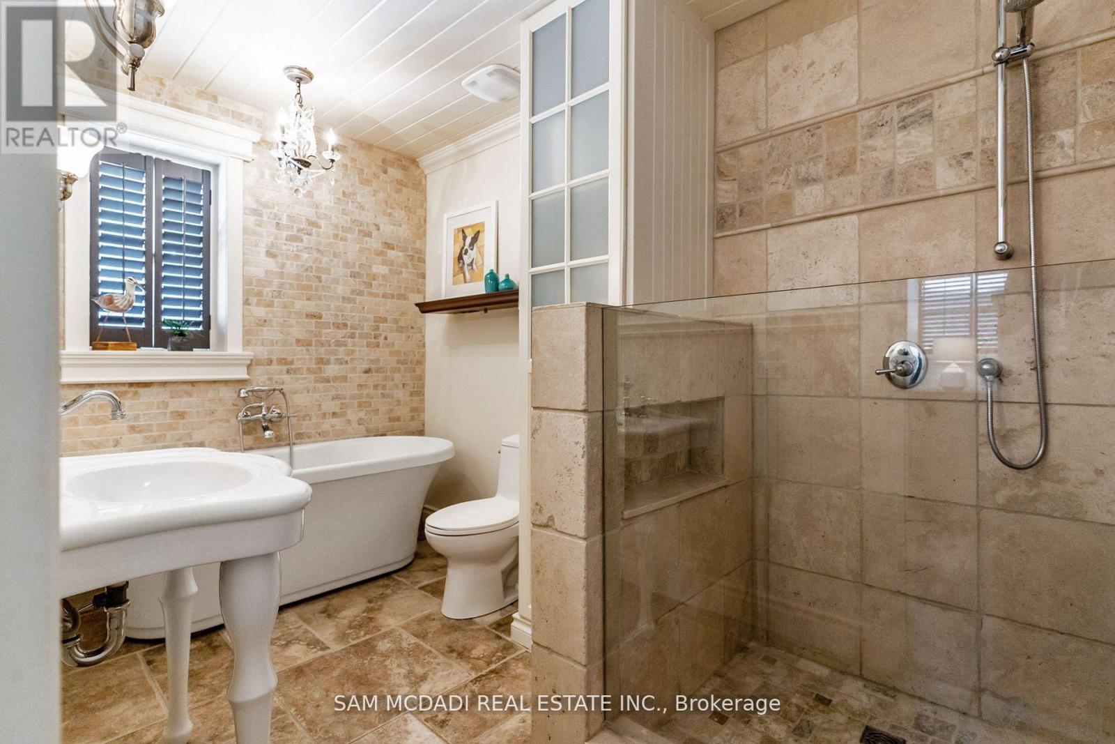327 Shoreview Road, Burlington, Ontario  L7T 2N3 - Photo 25 - W12440347