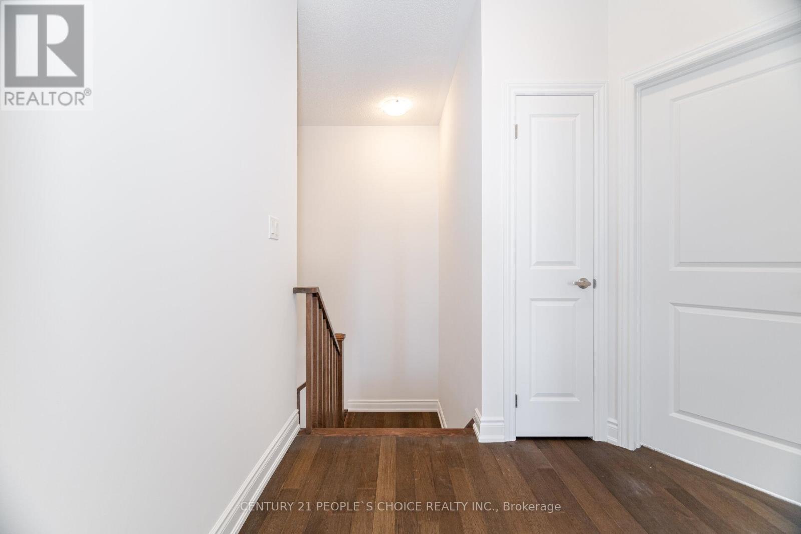 1302 Muller Lane, Oakville, Ontario  L6H 7Z2 - Photo 23 - W12440371
