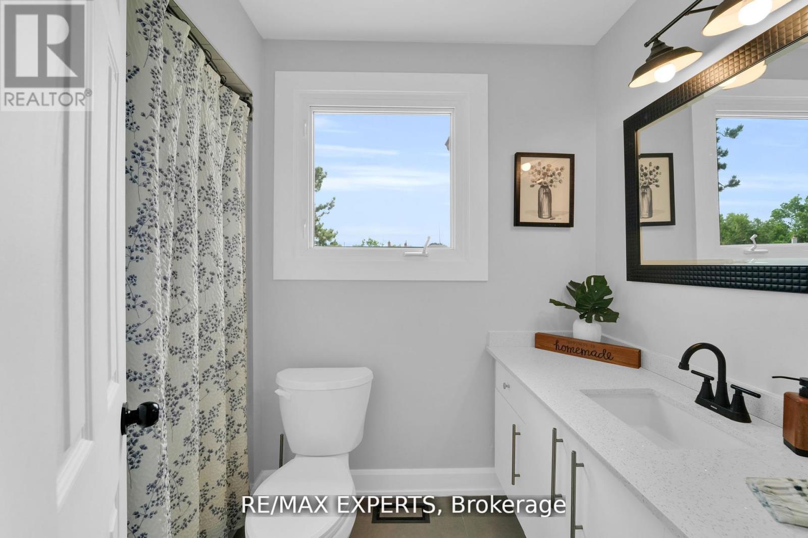 67 De Rose Avenue, Caledon, Ontario  L7E 1A9 - Photo 19 - W12440372