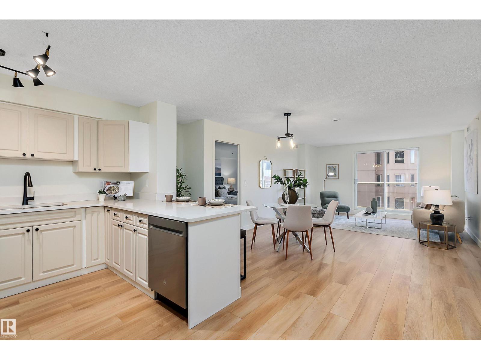 #1202 10909 103 Av Nw, Edmonton, Alberta  T5K 2W7 - Photo 5 - E4460424