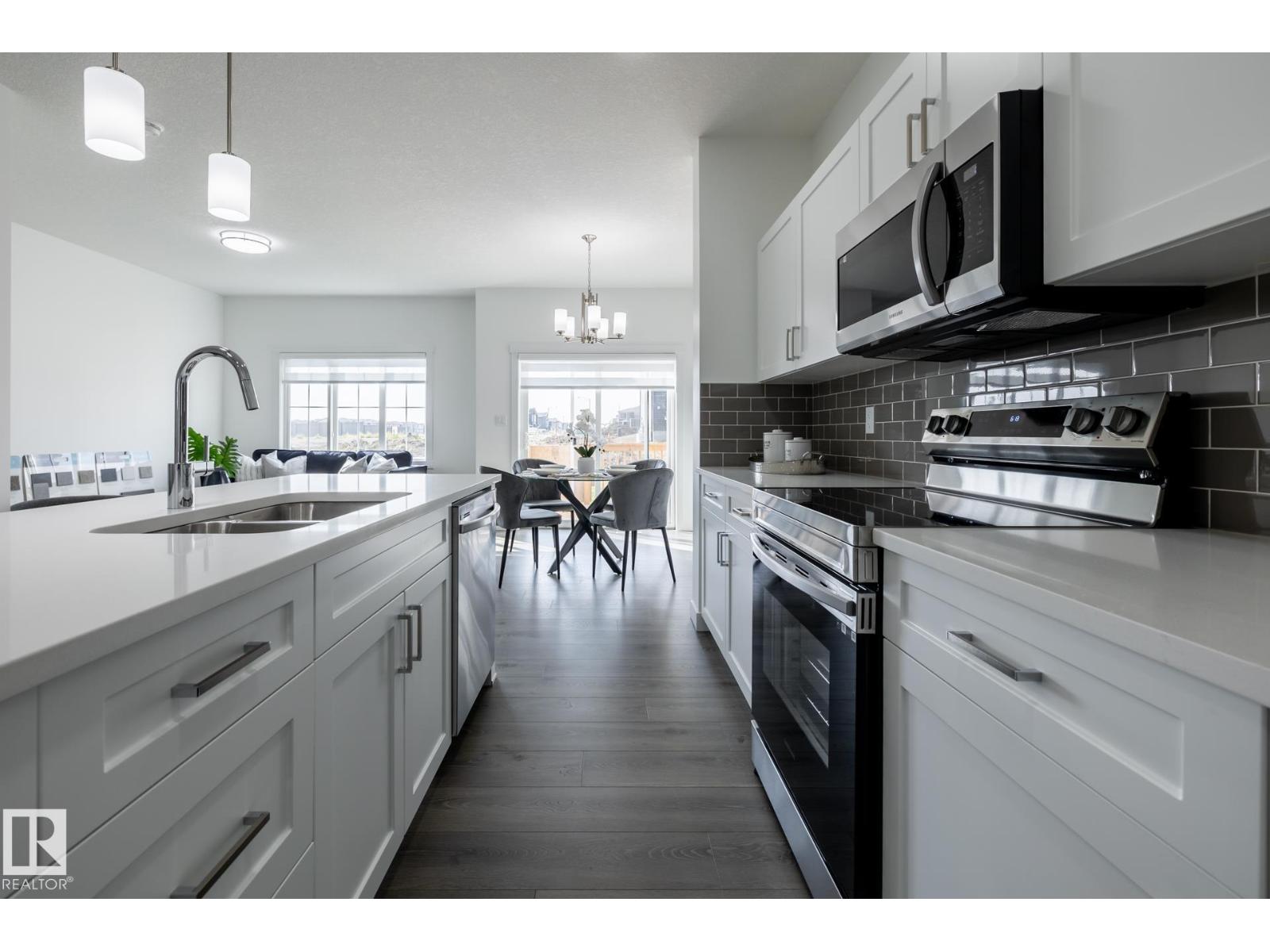 87 Hilton Cv, Spruce Grove, Alberta  T7X 1Y4 - Photo 3 - E4460426