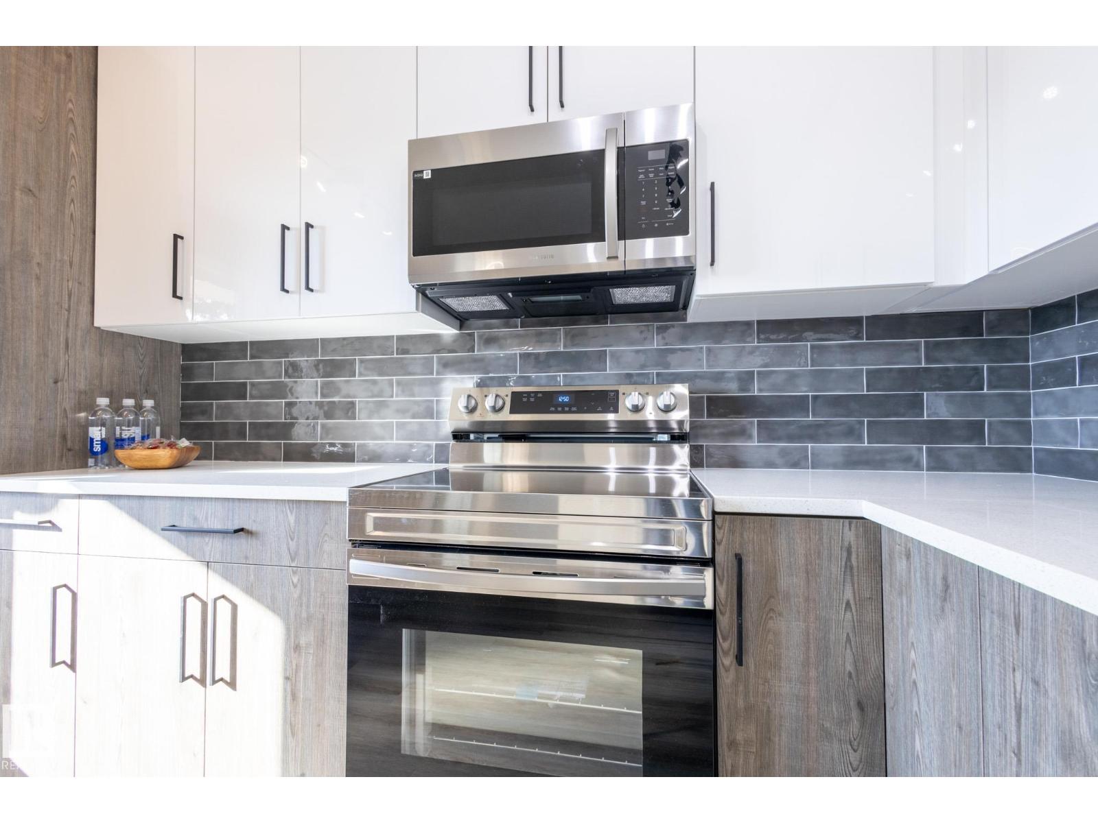 193 Roseland Vg Nw, Edmonton, Alberta  T5E 5R6 - Photo 12 - E4460427
