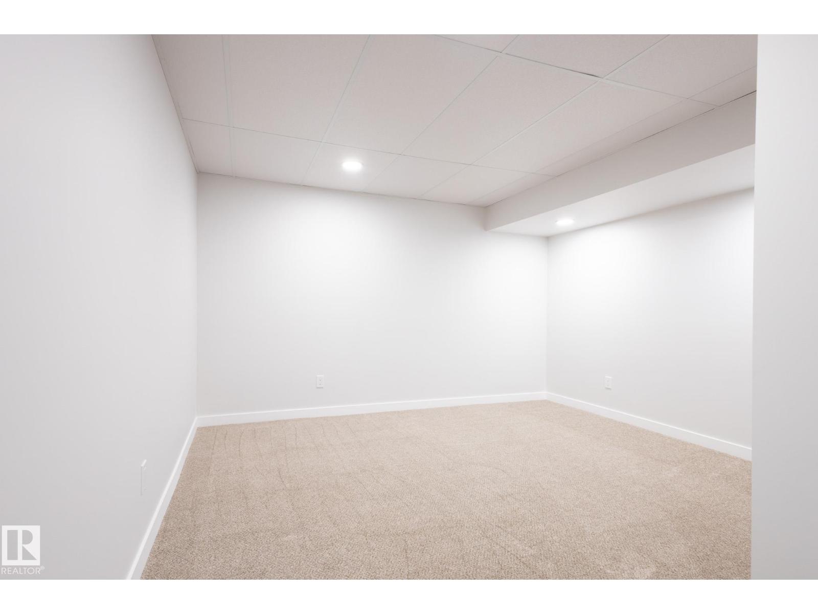 193 Roseland Vg Nw, Edmonton, Alberta  T5E 5R6 - Photo 37 - E4460427