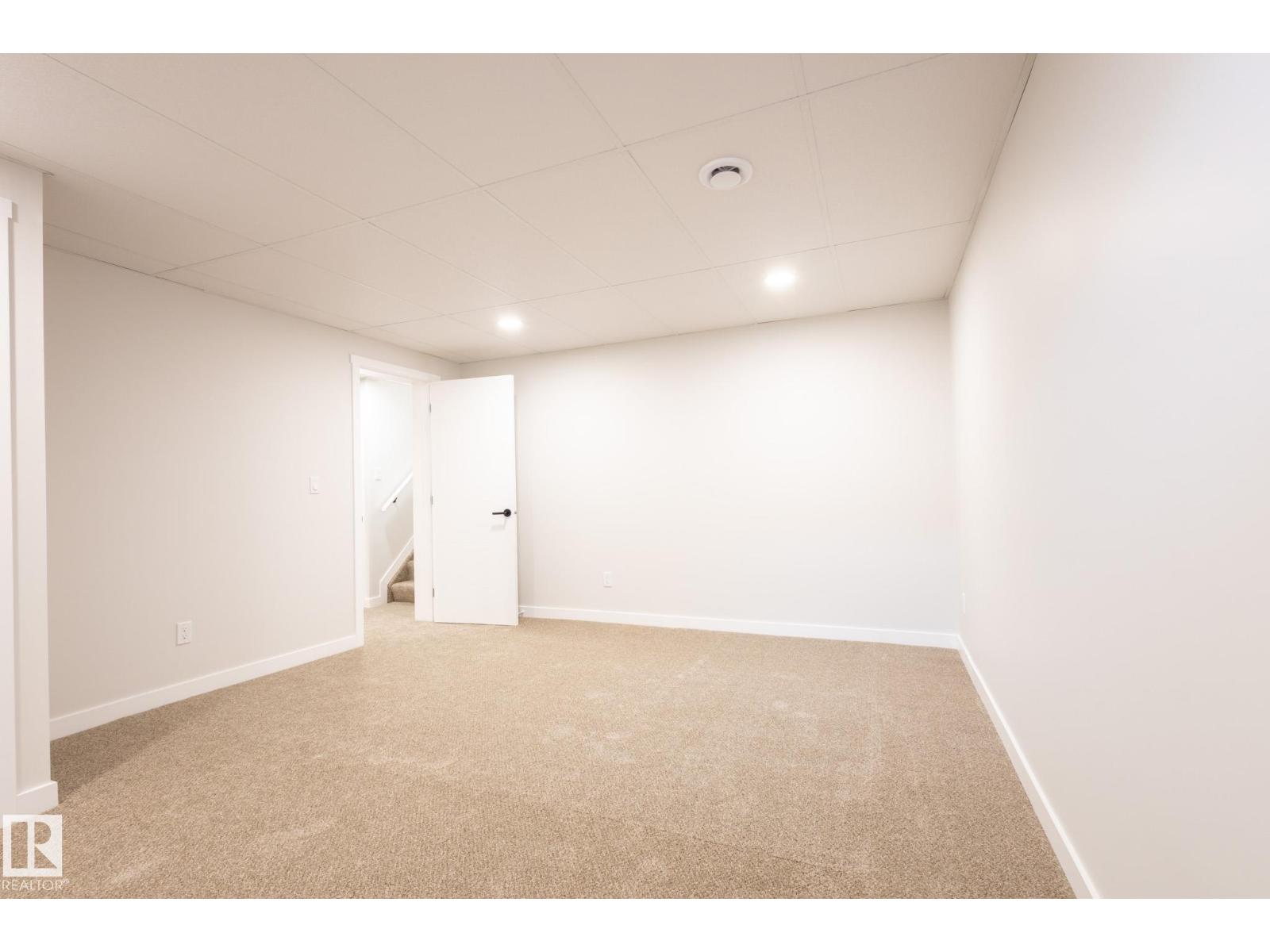 193 Roseland Vg Nw, Edmonton, Alberta  T5E 5R6 - Photo 41 - E4460427