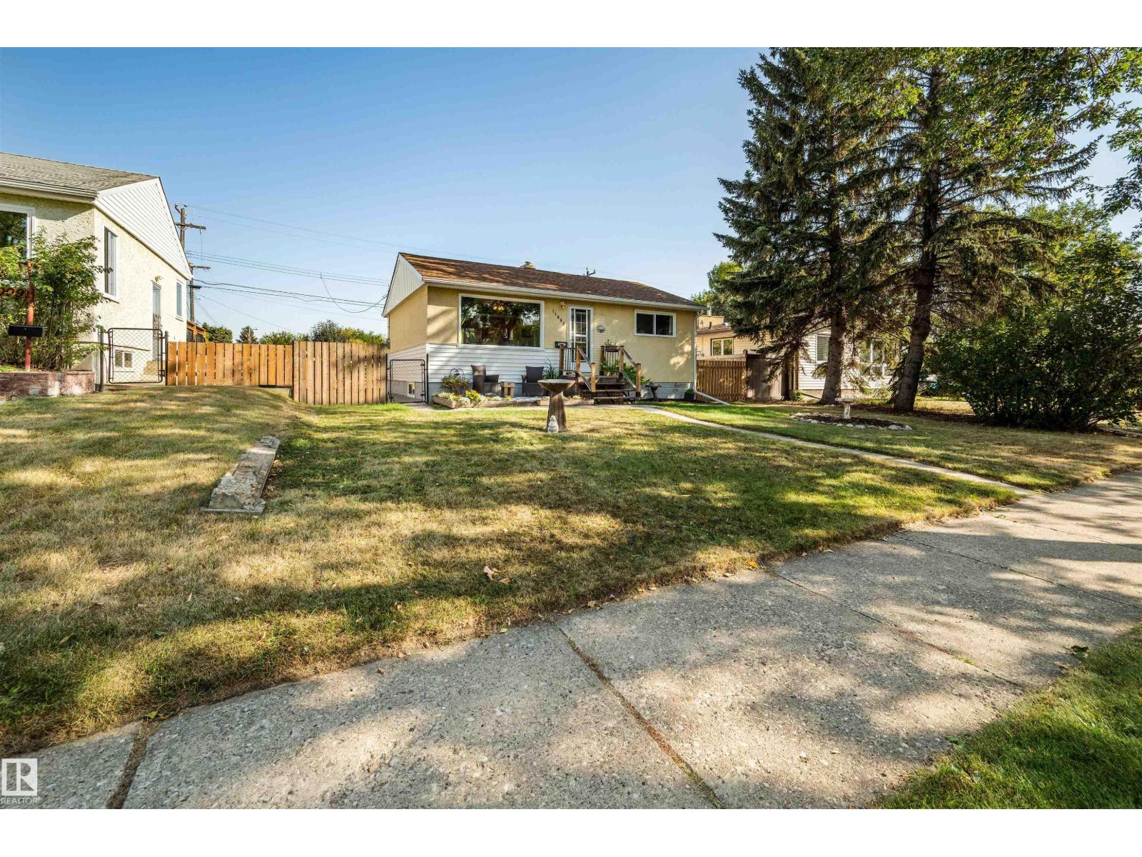 11005 38 St Nw, Edmonton, Alberta  T5W 2E7 - Photo 3 - E4460429