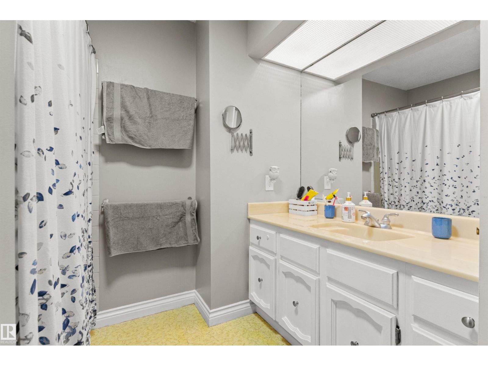12212 151 Av Nw, Edmonton, Alberta  T5X 4A6 - Photo 32 - E4460431