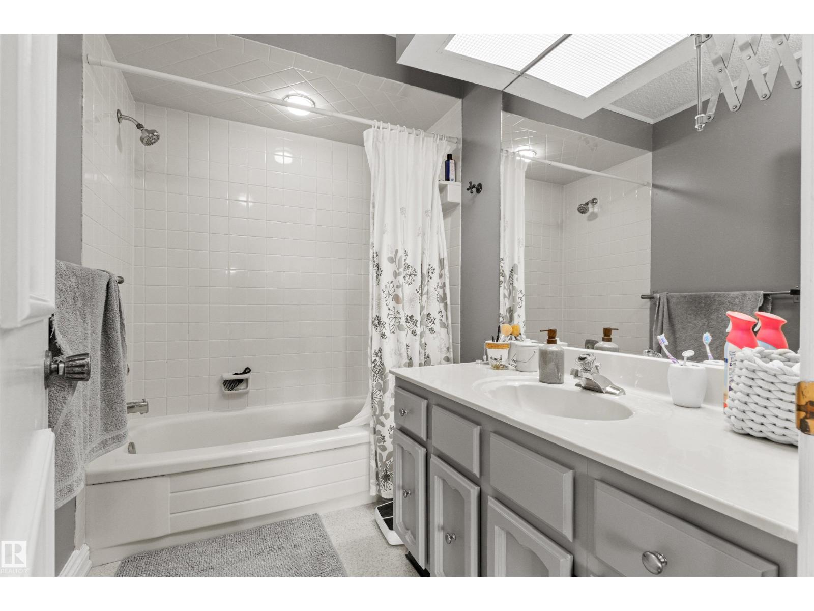 12212 151 Av Nw, Edmonton, Alberta  T5X 4A6 - Photo 37 - E4460431