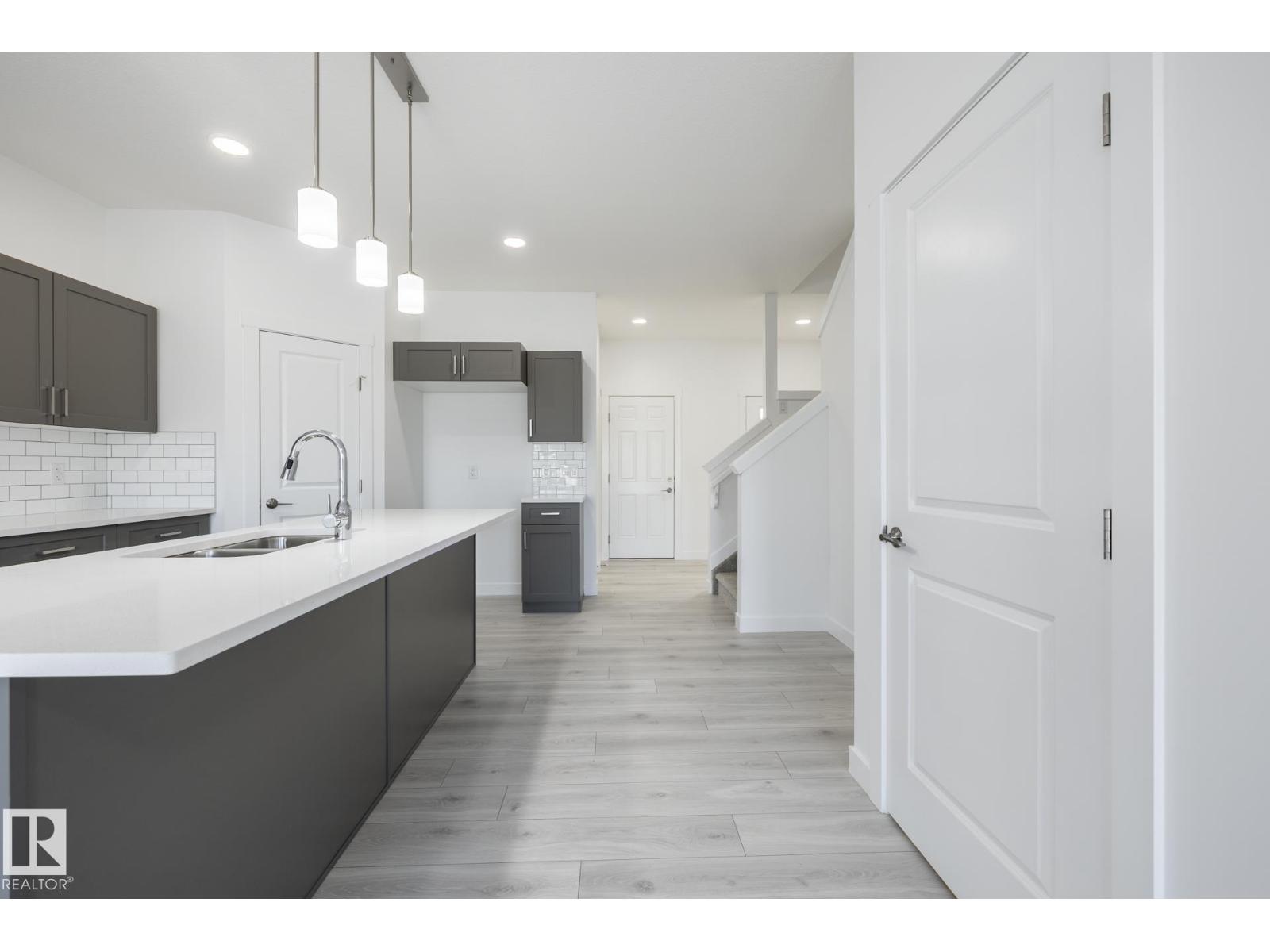 8641 97 Av, Morinville, Alberta  T8R 2S1 - Photo 8 - E4460432