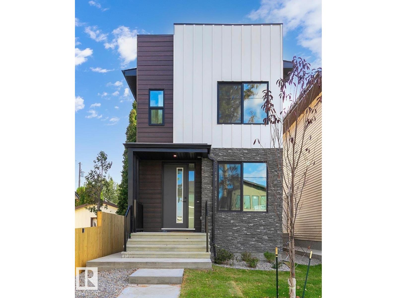 9813 155 ST NW, Edmonton, Alberta