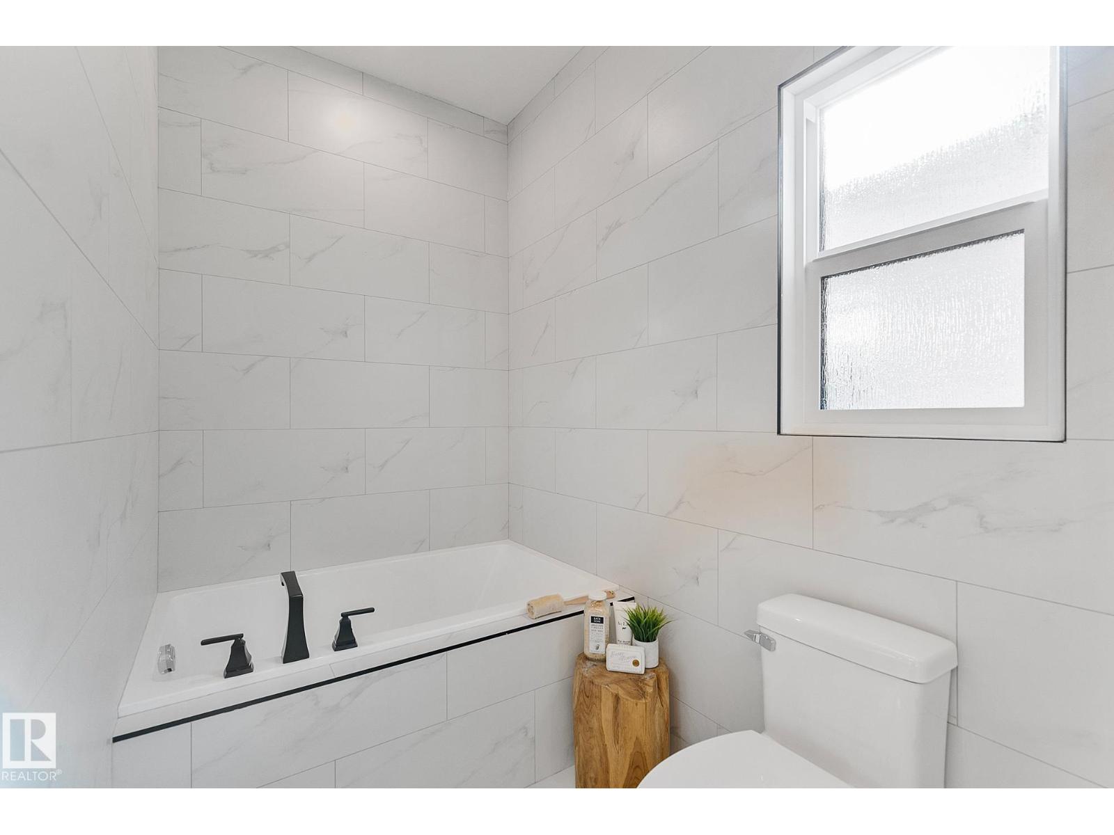 9813 155 St Nw, Edmonton, Alberta  T5P 2L1 - Photo 37 - E4460433