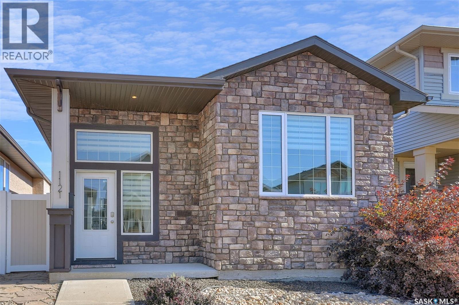 1121 Poley Street N, Regina, Saskatchewan  S4X 0K2 - Photo 2 - SK019649