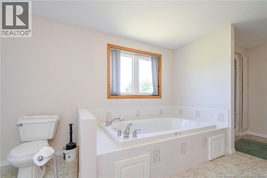 4158 Route 114, Hopewell Cape, New Brunswick  E4H 3K2 - Photo 25 - NB127749