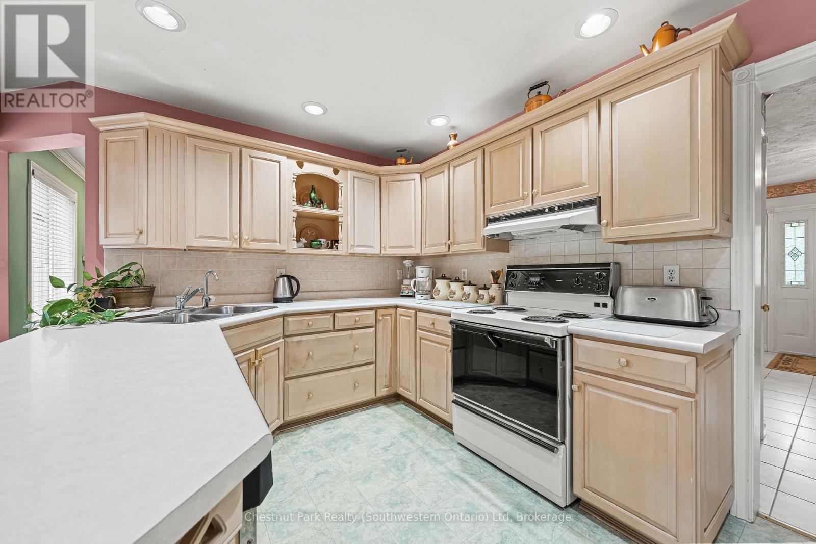 5445 5th Line, Guelph/eramosa, Ontario  N0B 2K0 - Photo 18 - X12439975