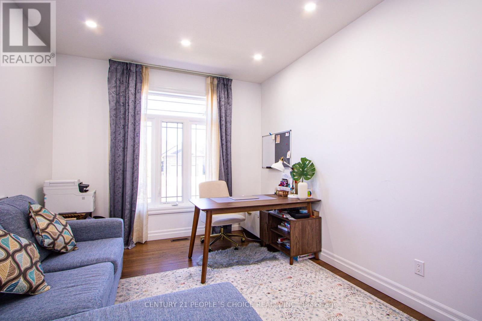 222 Boardwalk Way, Thames Centre, Ontario  N0L 1G2 - Photo 17 - X12440328