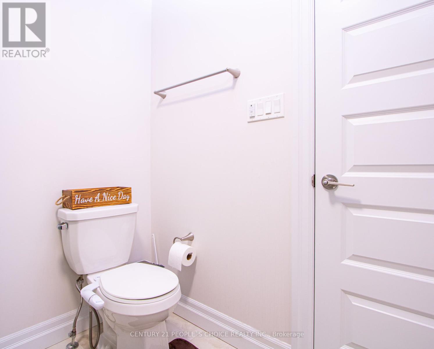 222 Boardwalk Way, Thames Centre, Ontario  N0L 1G2 - Photo 18 - X12440328