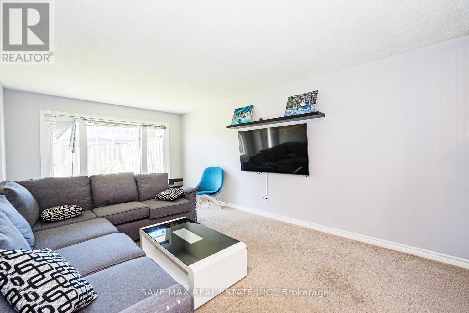 38 - 14 Williamsburg Road, Kitchener, Ontario  N2E 1W1 - Photo 12 - X12440357
