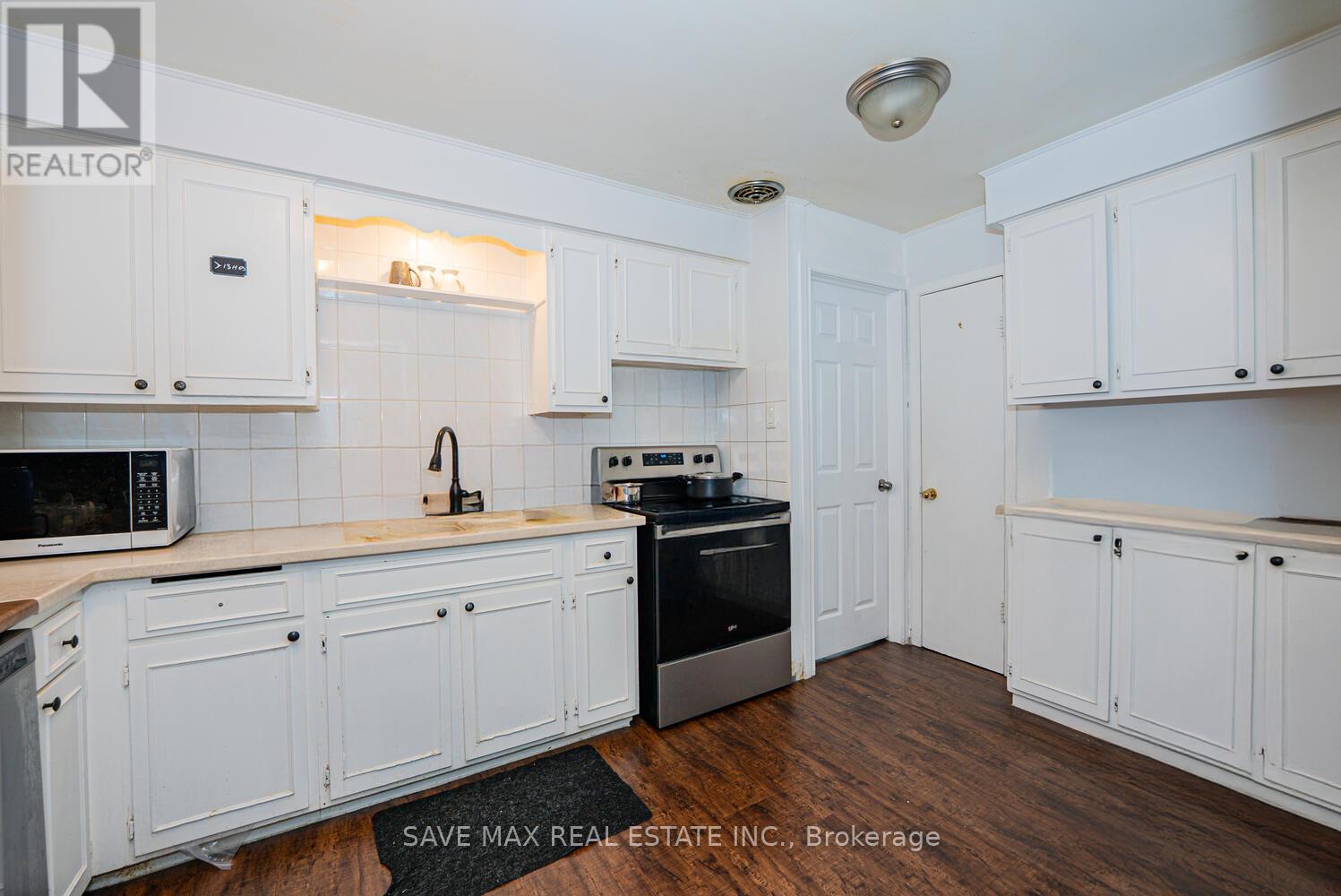 38 - 14 Williamsburg Road, Kitchener, Ontario  N2E 1W1 - Photo 13 - X12440357