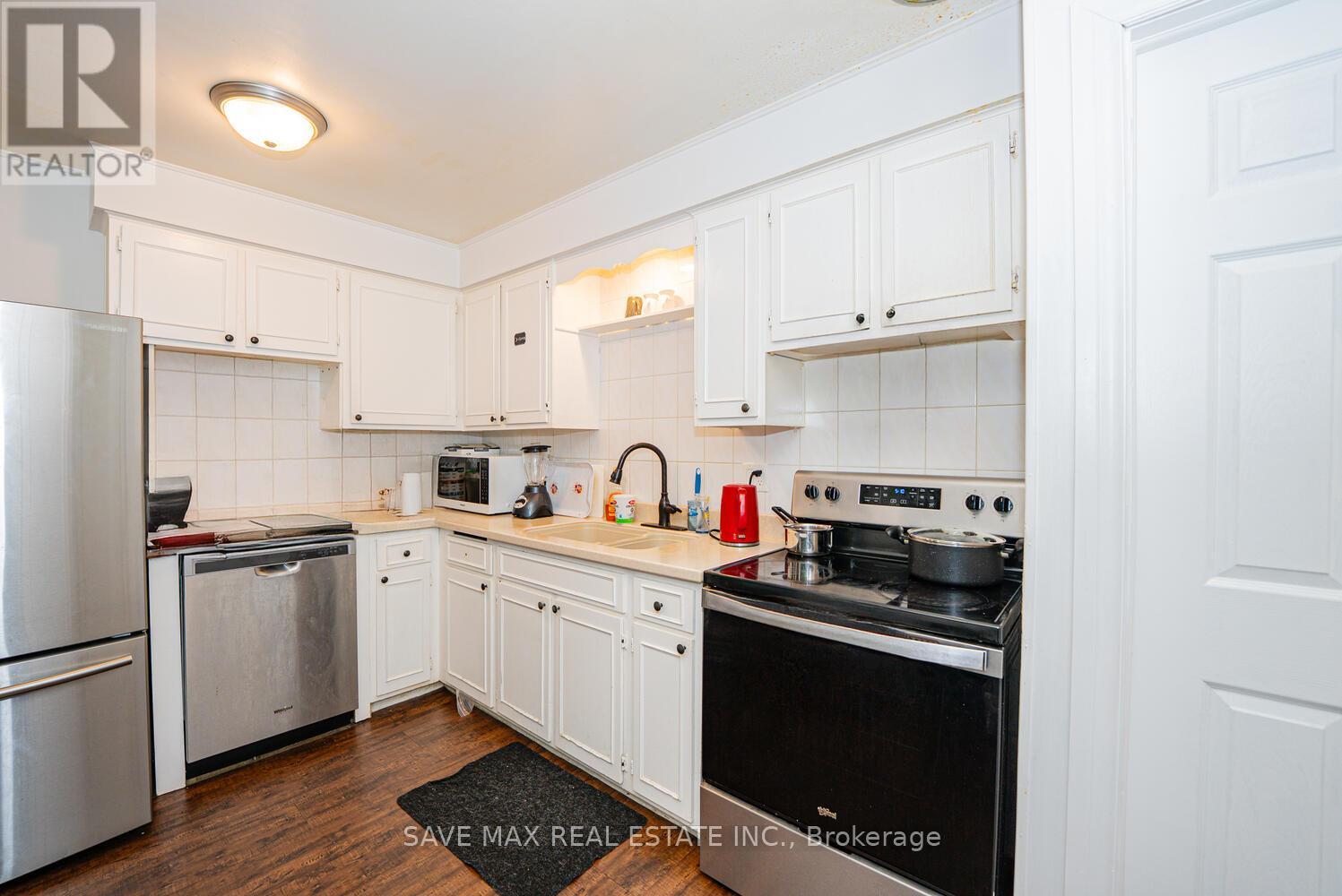 38 - 14 Williamsburg Road, Kitchener, Ontario  N2E 1W1 - Photo 15 - X12440357