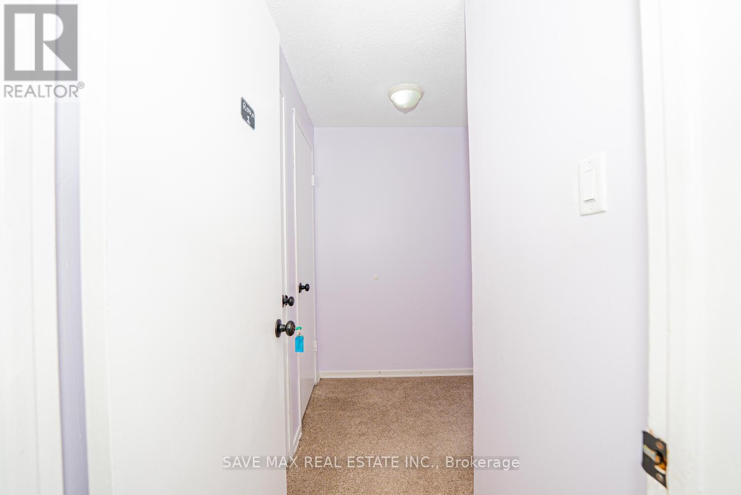 38 - 14 Williamsburg Road, Kitchener, Ontario  N2E 1W1 - Photo 23 - X12440357