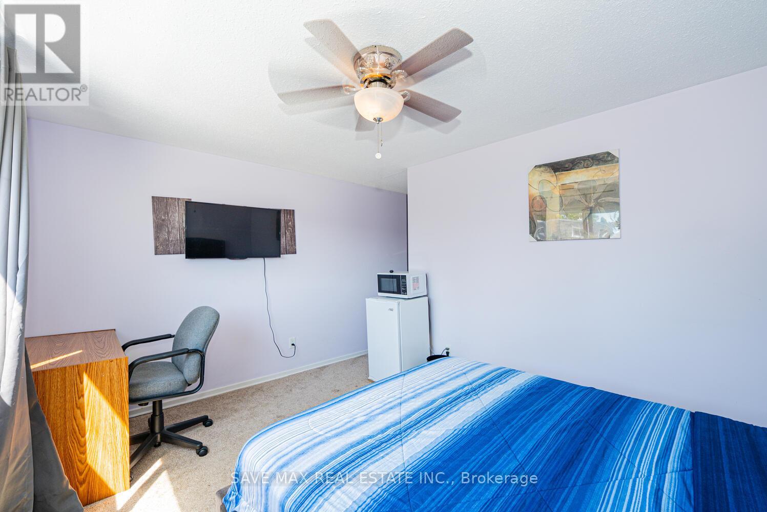 38 - 14 Williamsburg Road, Kitchener, Ontario  N2E 1W1 - Photo 26 - X12440357