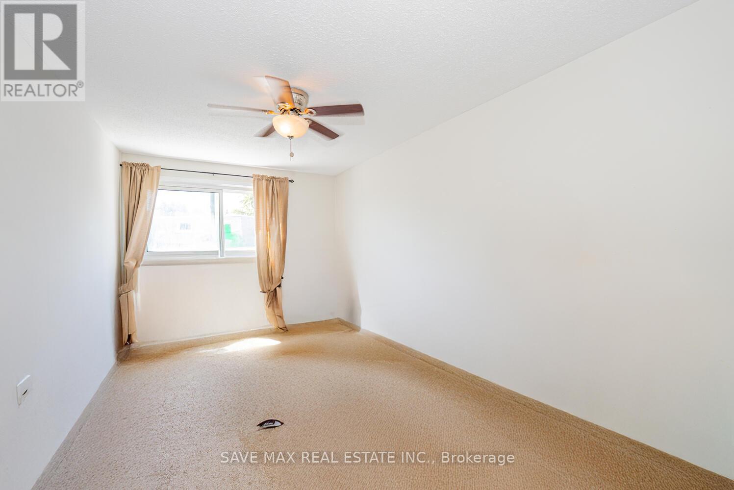 38 - 14 Williamsburg Road, Kitchener, Ontario  N2E 1W1 - Photo 27 - X12440357