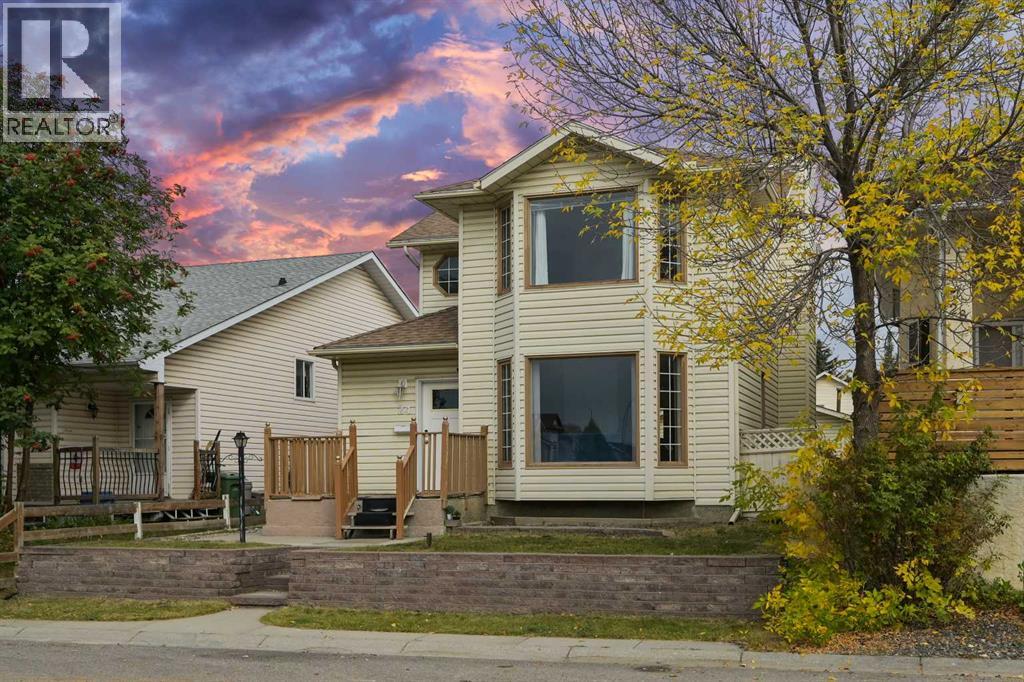 24 Laguna Close Ne, Calgary, Alberta  T1Y 6V1 - Photo 1 - A2261056