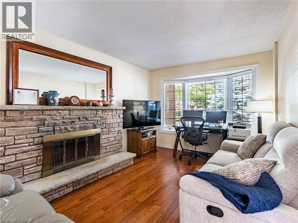1404 Kimberley Drive, Oakville, Ontario  L6H 2W6 - Photo 11 - 40775813