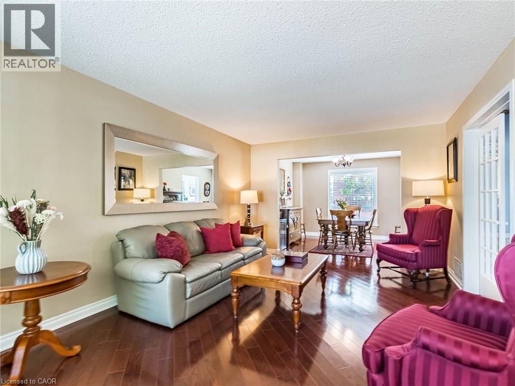 1404 Kimberley Drive, Oakville, Ontario  L6H 2W6 - Photo 7 - 40775813