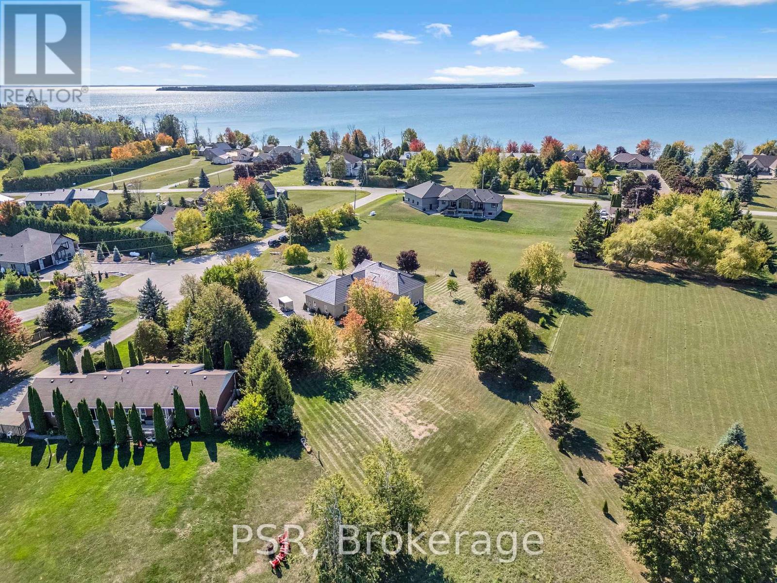 2884 Sunnydale Lane, Ramara, Ontario  L0K 1B0 - Photo 38 - S12440639