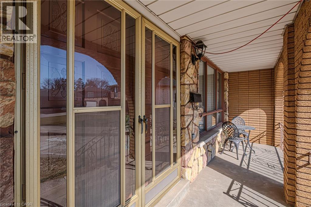 20 Harvard Place, Hamilton, Ontario  L9B 1S2 - Photo 4 - 40743055