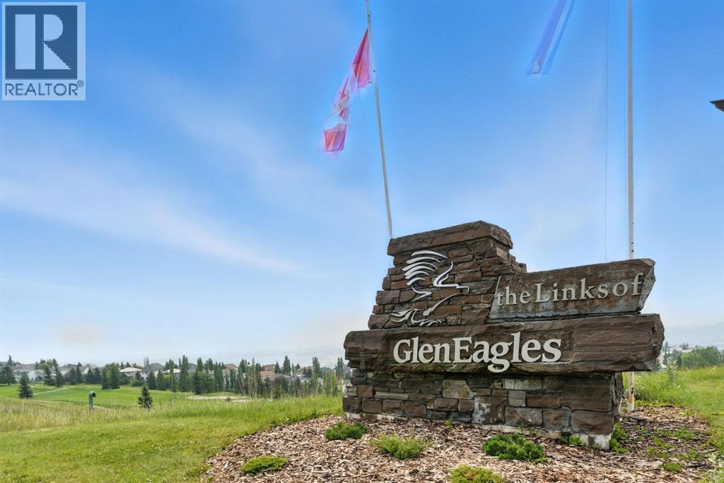 36 Eagleview Heights, Cochrane, Alberta  T4C 1P5 - Photo 3 - A2240971