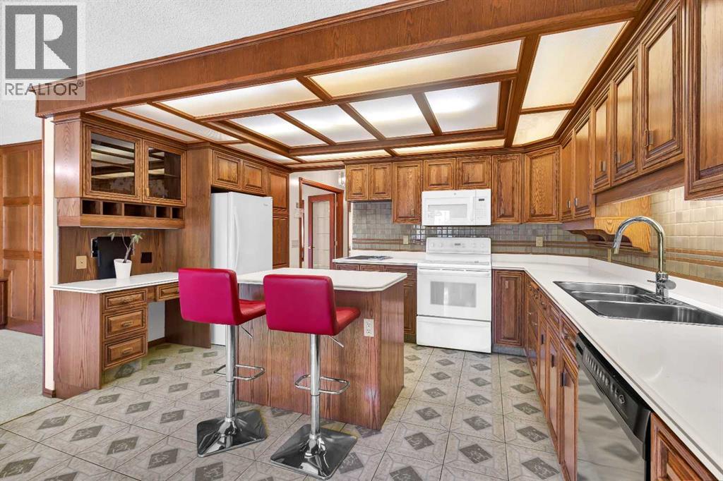 125 Edgebrook Road Nw, Calgary, Alberta  T3A 4N3 - Photo 8 - A2252983