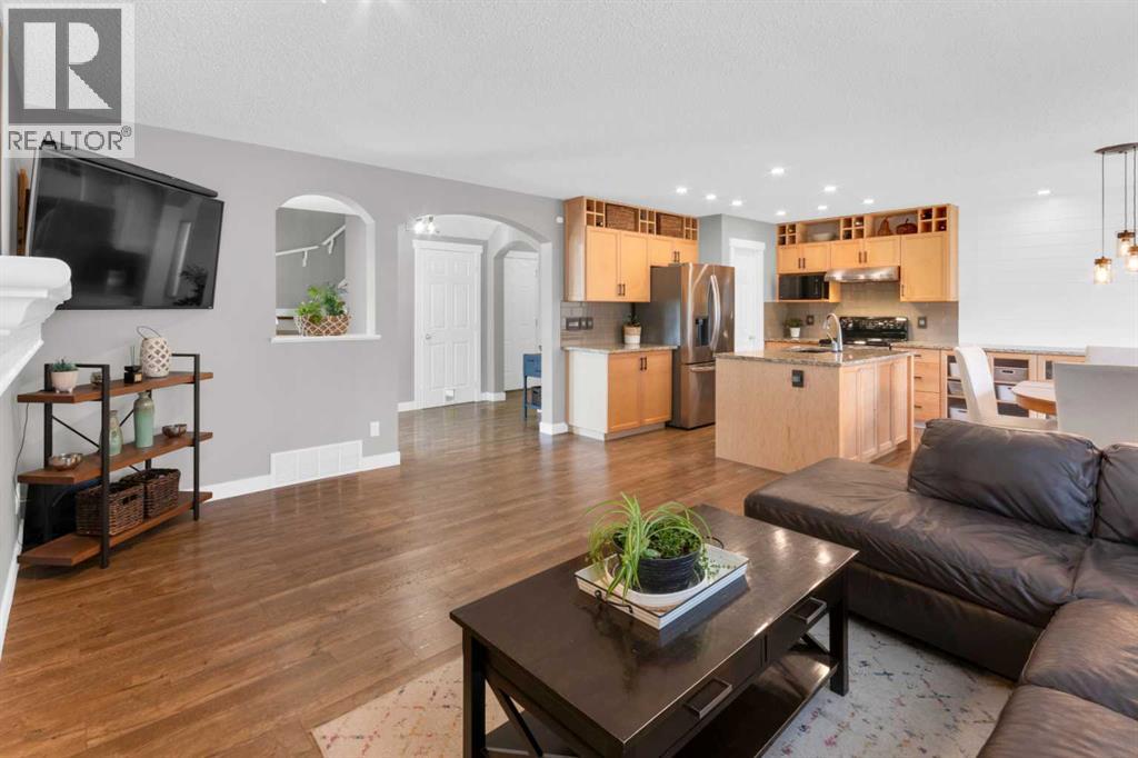 230 Evanscreek Court Nw, Calgary, Alberta  T3P 1H4 - Photo 6 - A2258252