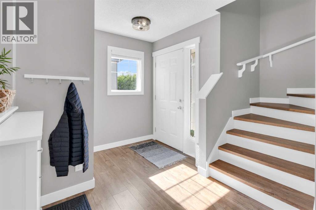 230 Evanscreek Court Nw, Calgary, Alberta  T3P 1H4 - Photo 3 - A2258252
