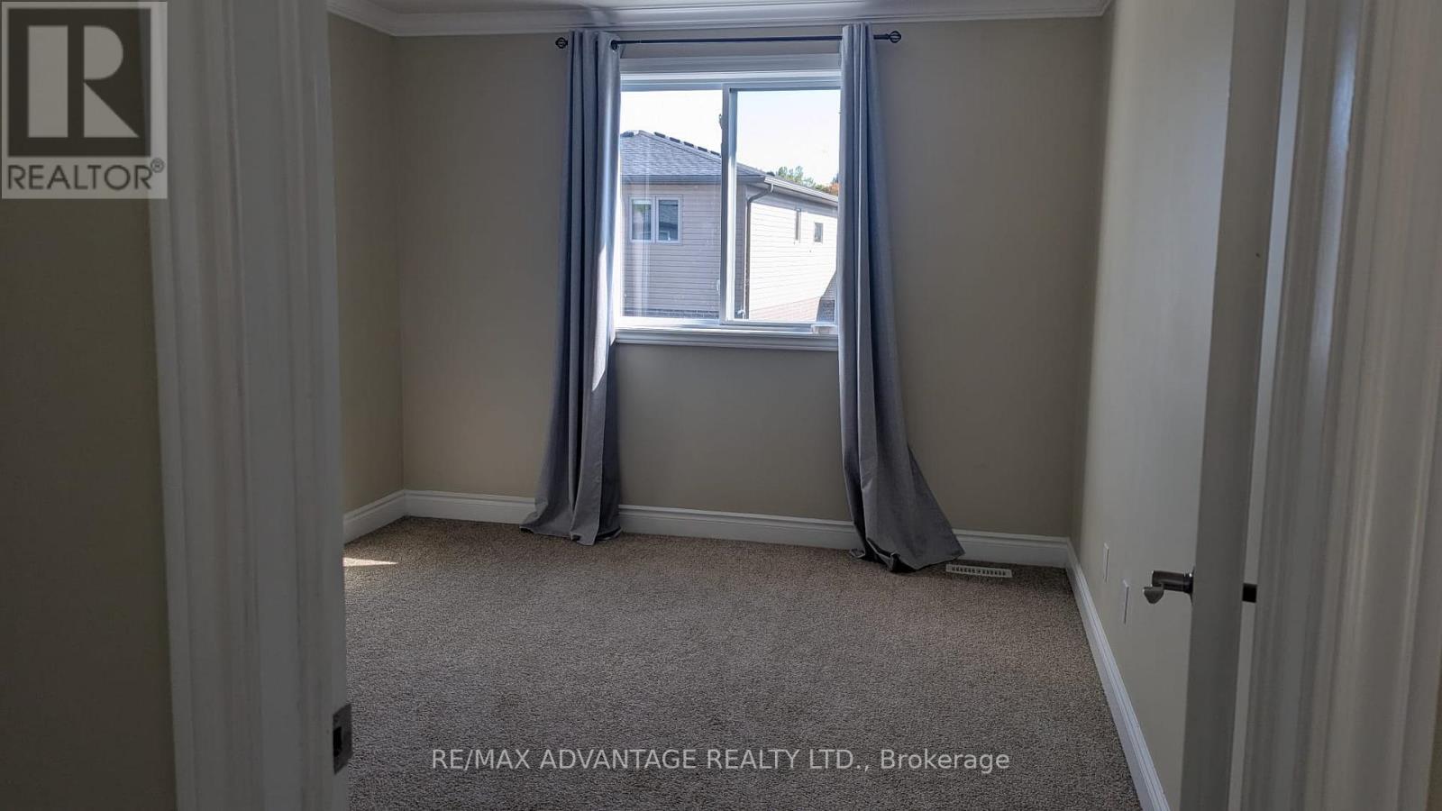 1395 Lawson Road, London North, Ontario  N6G 0V4 - Photo 10 - X12440593