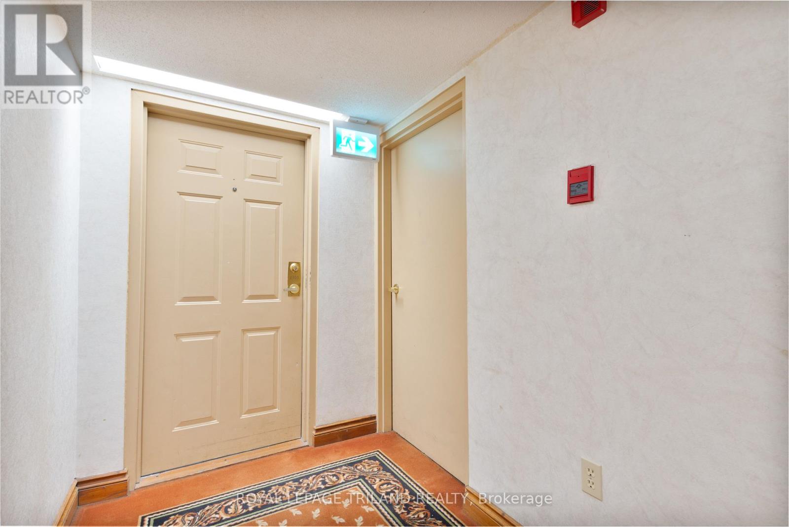 2703 - 323 Colborne Street, London East, Ontario  N6B 3N8 - Photo 28 - X12440624