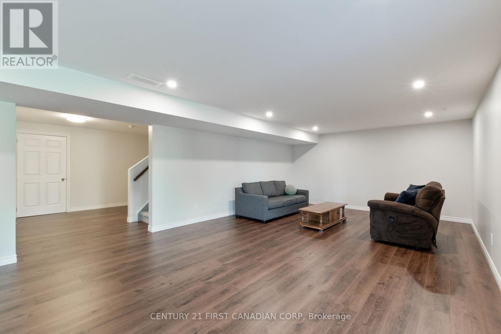 6 Noble Lane, St. Thomas, Ontario  N5R 0C4 - Photo 37 - X12440632