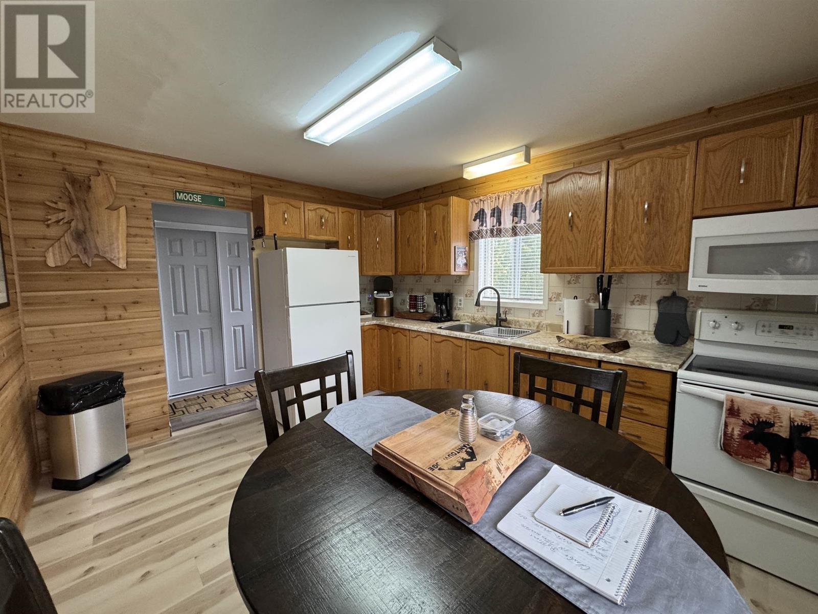 2 Moose Drive, Manitouwadge, Ontario  P0T 2C0 - Photo 11 - TB252794