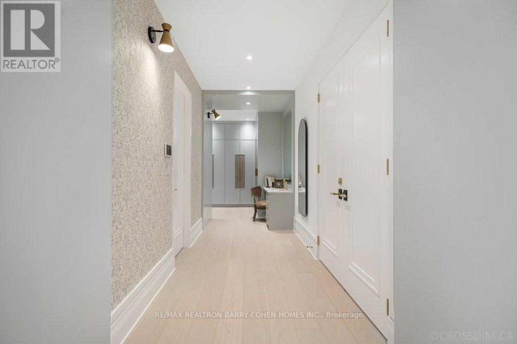 34 Greengate Road, Toronto, Ontario  M3B 1E8 - Photo 19 - C12440409