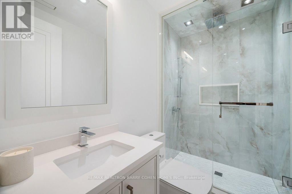 34 Greengate Road, Toronto, Ontario  M3B 1E8 - Photo 38 - C12440409